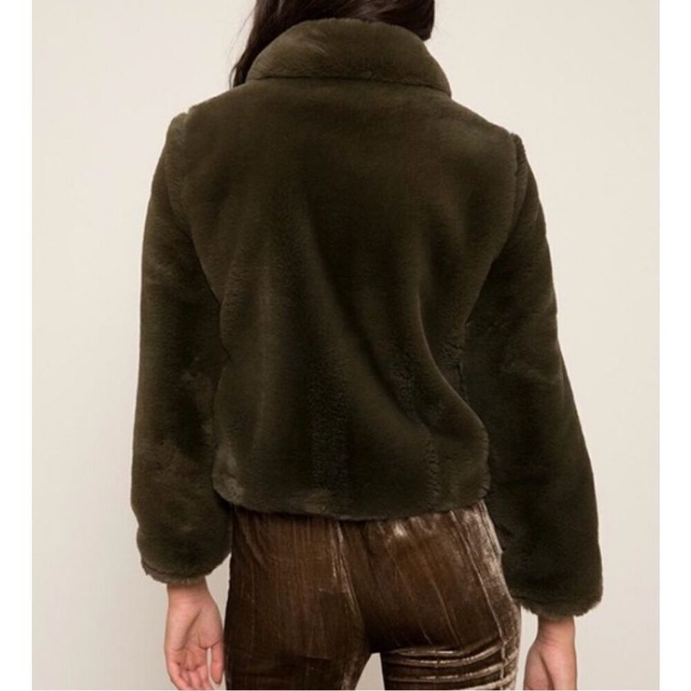 NWT Lucy Paris Esmeralda Faux Fur Jacket Olive M - Picture 2 of 5
